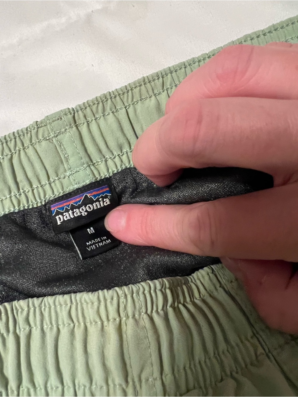 Patagonia Boy’s Light Green Elastic-Waist Swim trunks - Picture 3 of 5